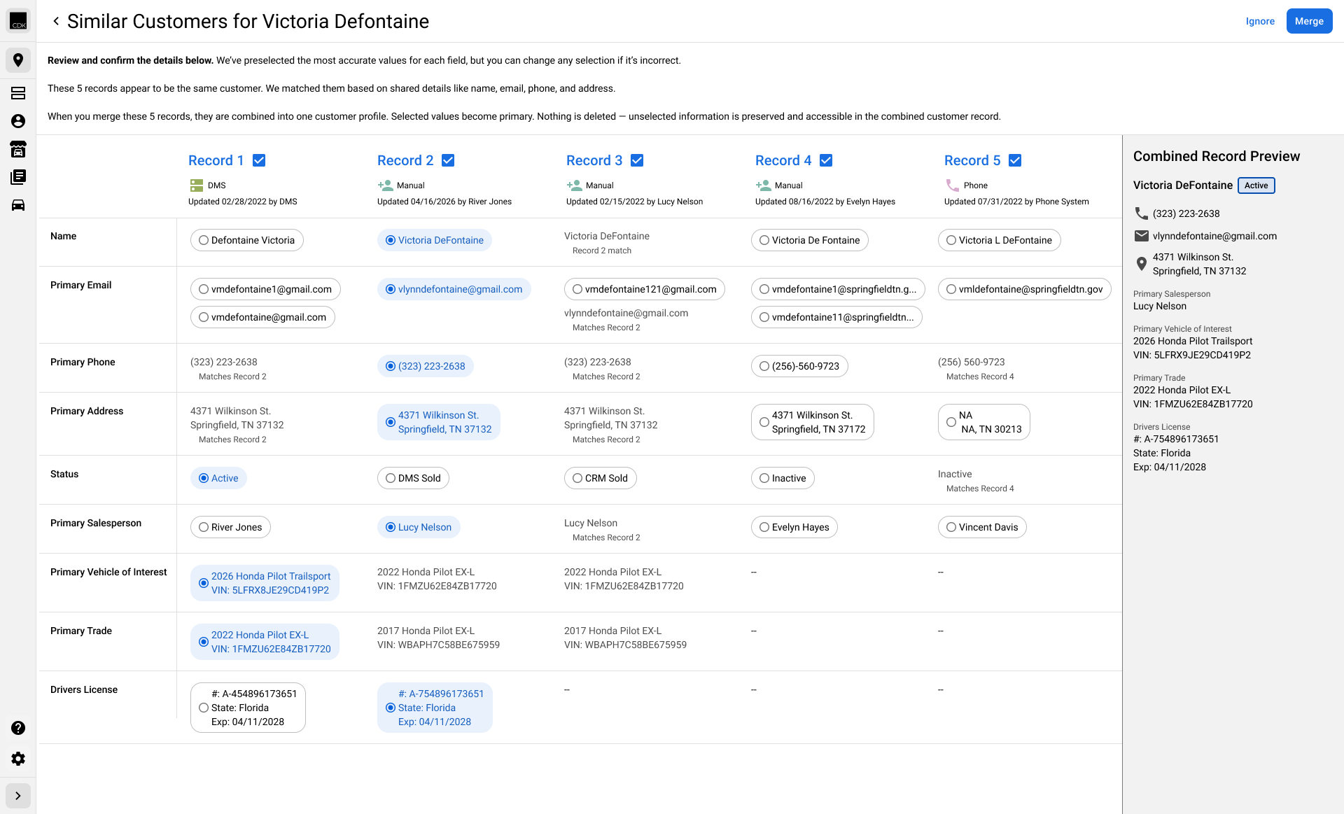 Similar customers merge screen for Victoria Defontaine